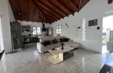 Location Maison 86m&sup2; 4 pièces Saint François