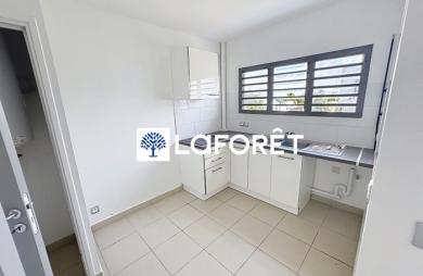 Location Appartement 65.52m² 3 pièces Saint François
