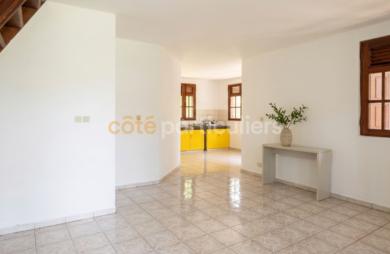 Vente Maison 112m² 4 pièces Les Abymes