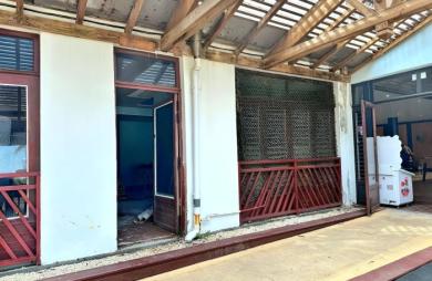 Location Local commercial 48m&sup2; Saint François