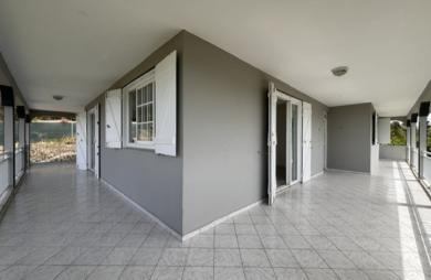 Haut de villa situé à Dunoyer - Gosier