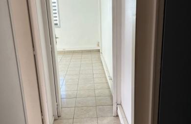 Vente Local commercial 45m&sup2; Baie Mahault
