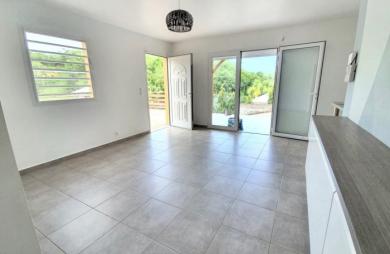 Maison F4 plain pied à BESSON