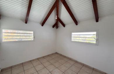 Appartement quatre pièces à Port-Louis LONGFORT Immobilier