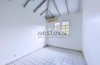 Location Maison 74m² 4 pièces Les Abymes