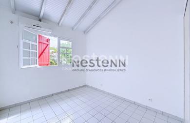 Location Maison 74m² 4 pièces Les Abymes