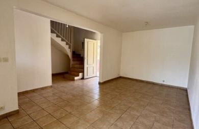 Vente Appartement 66m&sup2; 3 pièces Gourbeyre