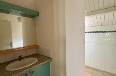 Vente Appartement 66m&sup2; 3 pièces Gourbeyre