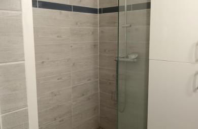 MAISON T3 (87m2) - JUMELLÉE et MEUBLÉE - Belcourt 97122 BAIE-MAHAULT