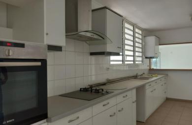 Location Appartement 179m&sup2; 5 pièces Basse-Terre