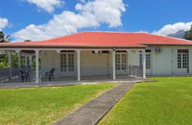Gourbeyre (Bisdary)-Belle maison individuelle T5