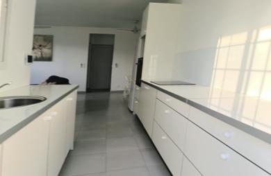 LOCATION T2 meublé avec jardin EAU - EDF - Jardin inclus dans le loyer - 1150€