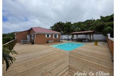Vente Maison 116m&sup2; 5 pièces Bouillante