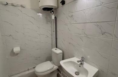 A LOUER -T2 MEUBLÉ   PETIT-BOURG   750 € CHARGES COMPRISES