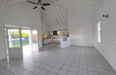Location Maison 119.9m² 4 pièces Les Abymes