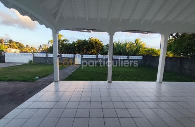 Location Maison 119.9m² 4 pièces Les Abymes