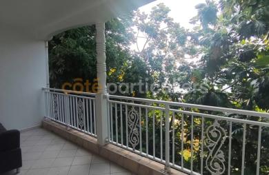 Location Appartement 118m² 4 pièces Baie Mahault