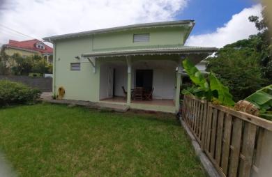 LOCATION maison F4 St-Claude