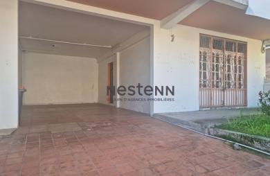 Vente Maison 200m² 4 pièces Les Abymes