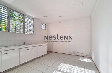 Vente Maison 200m² 4 pièces Les Abymes