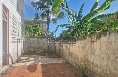 Vente Maison 200m² 4 pièces Les Abymes