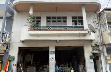 Vente Local commercial 74m&sup2; Les Abymes