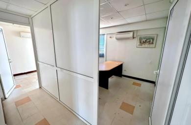 Location Bureaux 88m&sup2; Saint François