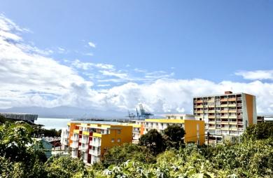 Immeuble de rapport sur 3 niveaux, à deux pas du Palais de justice de Pointe-à-Pitre
