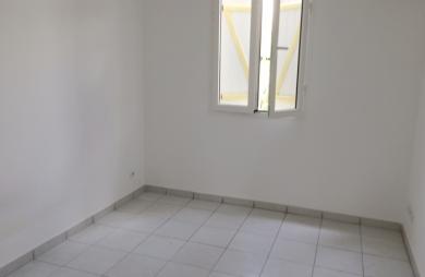 BAIE-MAHAULT Moudong Sud, T3 RDC