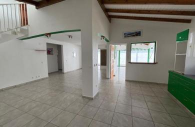 Location Maison 115m&sup2; 4 pièces Saint François