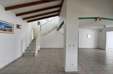 Location Maison 115m&sup2; 4 pièces Saint François