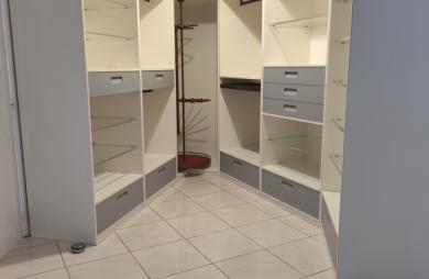 POINTE-NOIRE   VILLA DE 150 M2 AVEC PISCINE AU SEL & JACUZZI