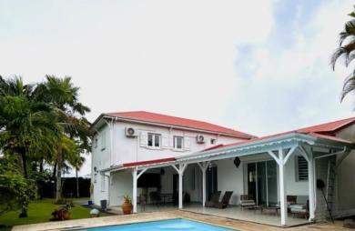 Location Maison 176.57m&sup2; 6 pièces Baie Mahault