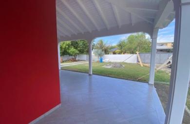 Location Maison 99m&sup2; 4 pièces Saint François