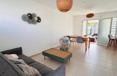 Location Maison 73.67m&sup2; 4 pièces Les Abymes