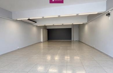 À louer   Local commercial 132 m2 avec excellente visibilité à Baillif (97123)