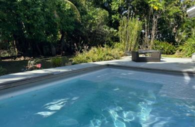 TROIS-RIVIÈRES   Maison 2 chambres avec piscine, vue sur les Saintes et Marie Galante