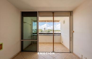 Appartement T2   53,48 m2, vue marina et mer + grand box fermé de 15 m2 + une cave de 4,5 m2 - Marina du Gosie