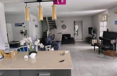 Maison meublée 5 pièces avec piscine Convenance