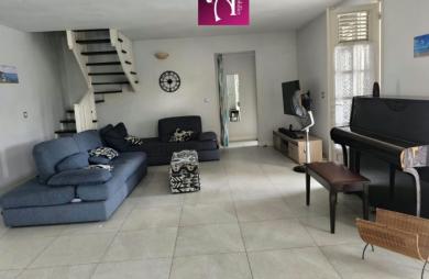 Maison meublée 5 pièces avec piscine Convenance