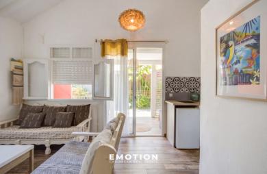 Ensemble immobilier   4 gîtes meublés   Piscine - Sainte-Anne