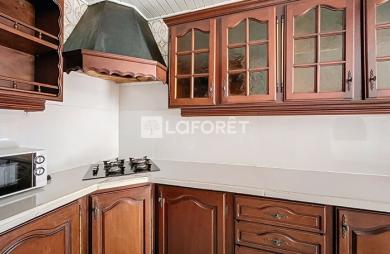 Location Local commercial 120m² 6 pièces Gosier