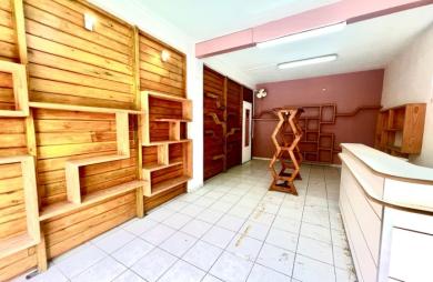 Local commercial d