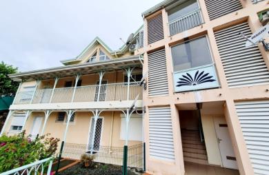 Bel Appartement T2 à Bas du Fort