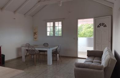 Location Appartement 45.00m&sup2; 2 pièces Les Abymes