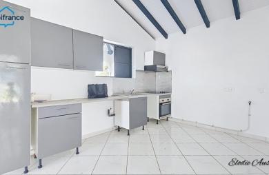 Location Appartement 87m&sup2; 4 pièces Petit-Bourg
