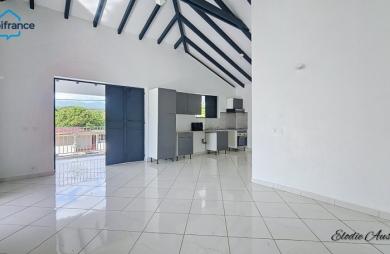 Location Appartement 87m&sup2; 4 pièces Petit-Bourg