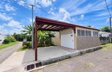 Vente Maison 147m&sup2; 5 pièces Les Abymes