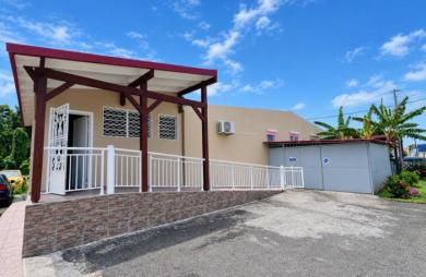 Vente Maison 147m&sup2; 5 pièces Les Abymes