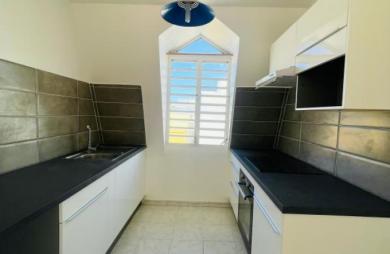 Location Appartement 47.29m&sup2; 2 pièces Basse-Terre